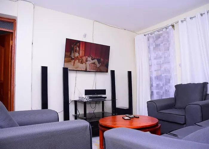 Cozy Palace 1